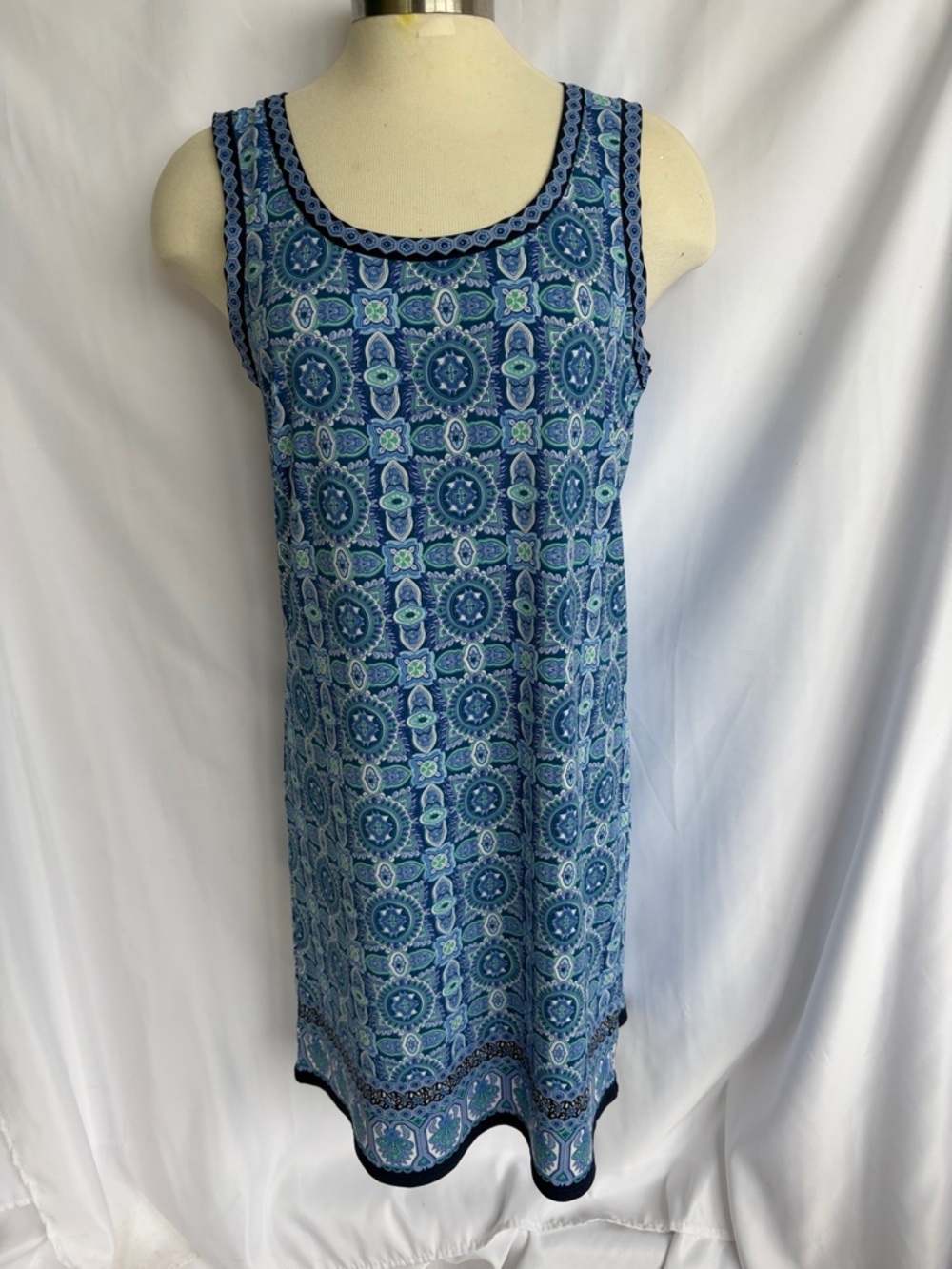 Max Studio Multicolor Sleeveless Midi Floral Printed Dress Size M,19” PTP, 35”L